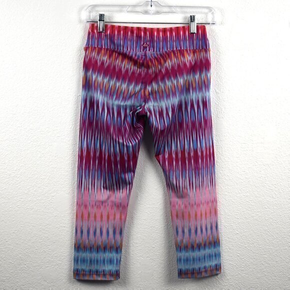 Prana Roxanna Capri legging Size Small Color Festival Pink Gently Used Condition - Picture 3 of 4